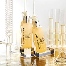 CNP LABORATORY - Propolis Amino Cleanser - 200ml - Image 3